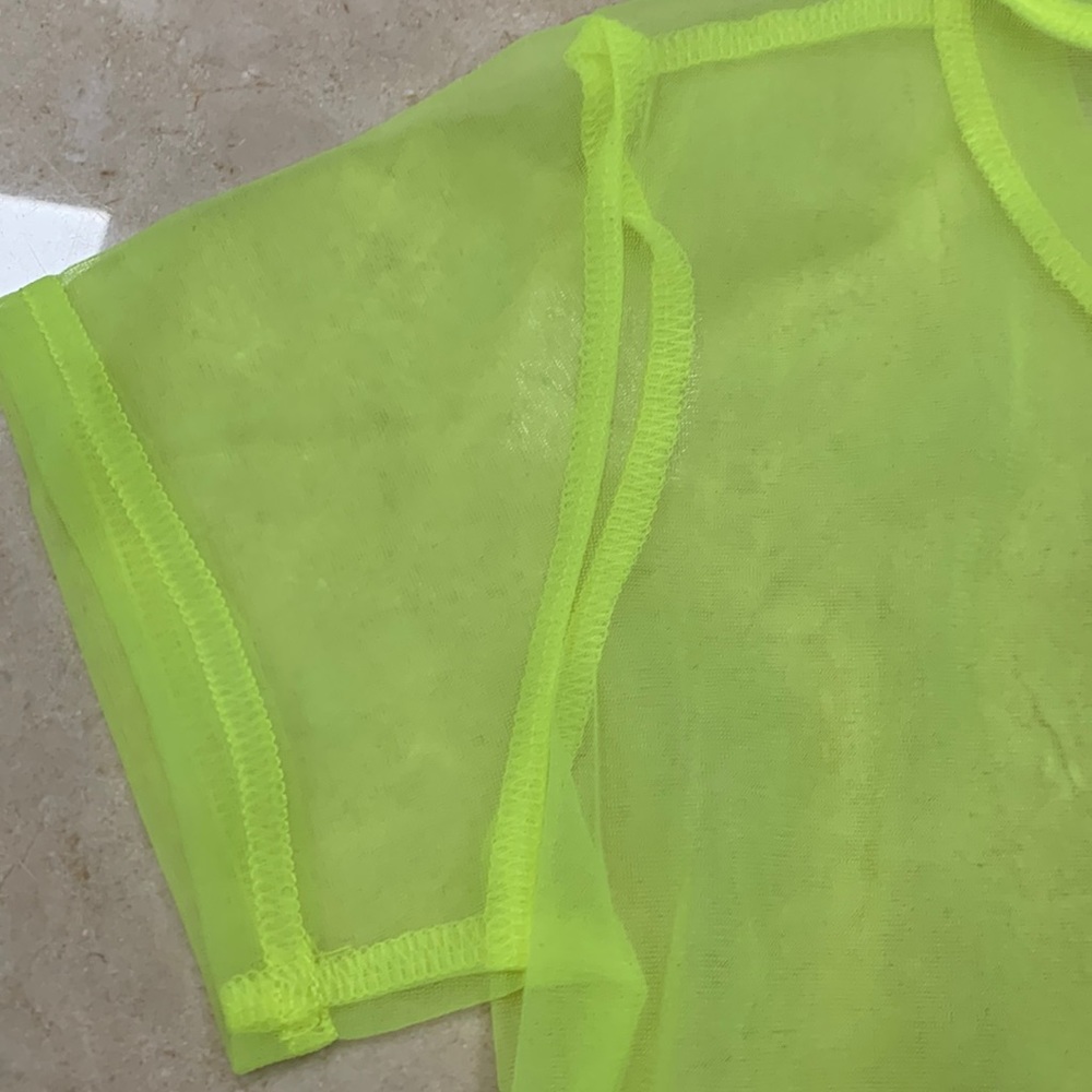 EMMA & SAM MESH CROPPED SHORT SLEEVE TOP LAYERING IN NEON LEMON SZ SMALL - Picture 11 of 14
